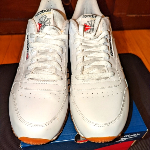 Reebok Classic Leather Sneakers - Picture 2 of 2